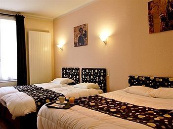 Hotel Logis -hotel & Restaurant De La Place